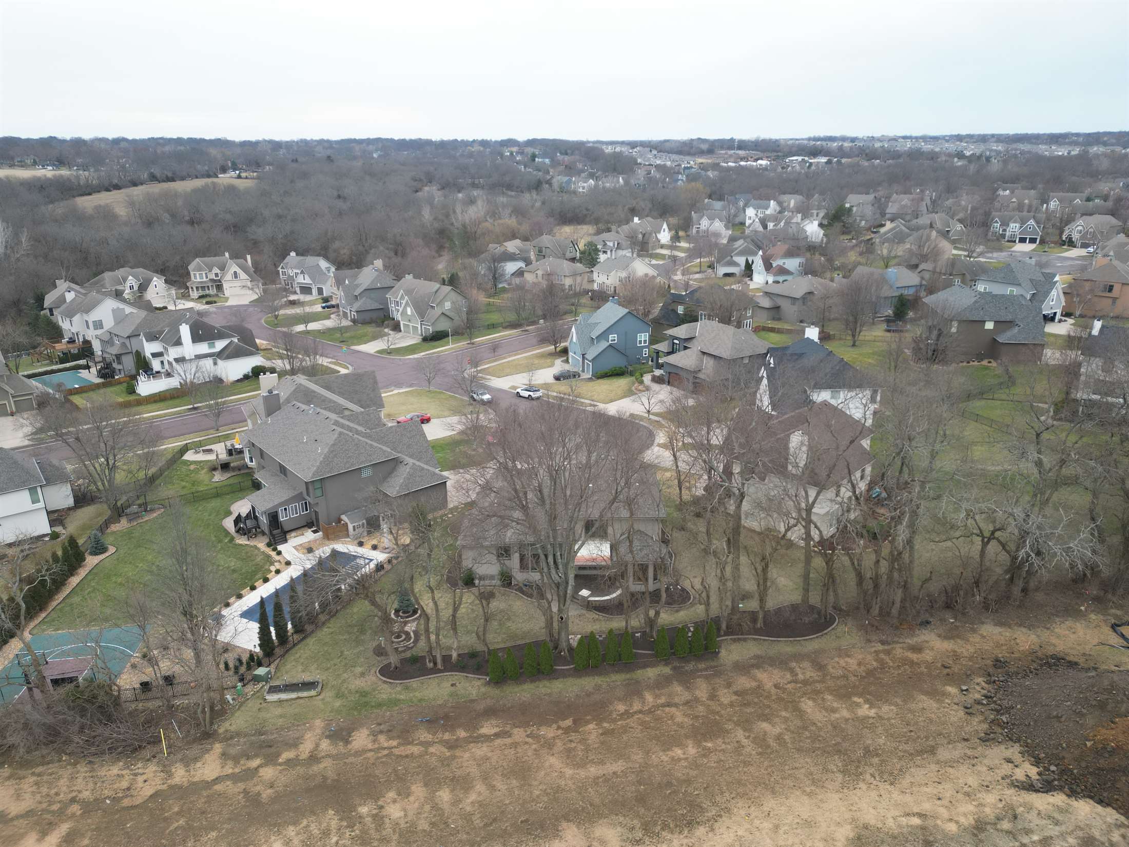 13821 Long Street, Overland Park, KS 66221