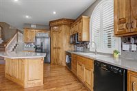 13821 Long Street, Overland Park, KS 66221