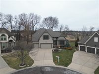 13821 Long Street, Overland Park, KS 66221