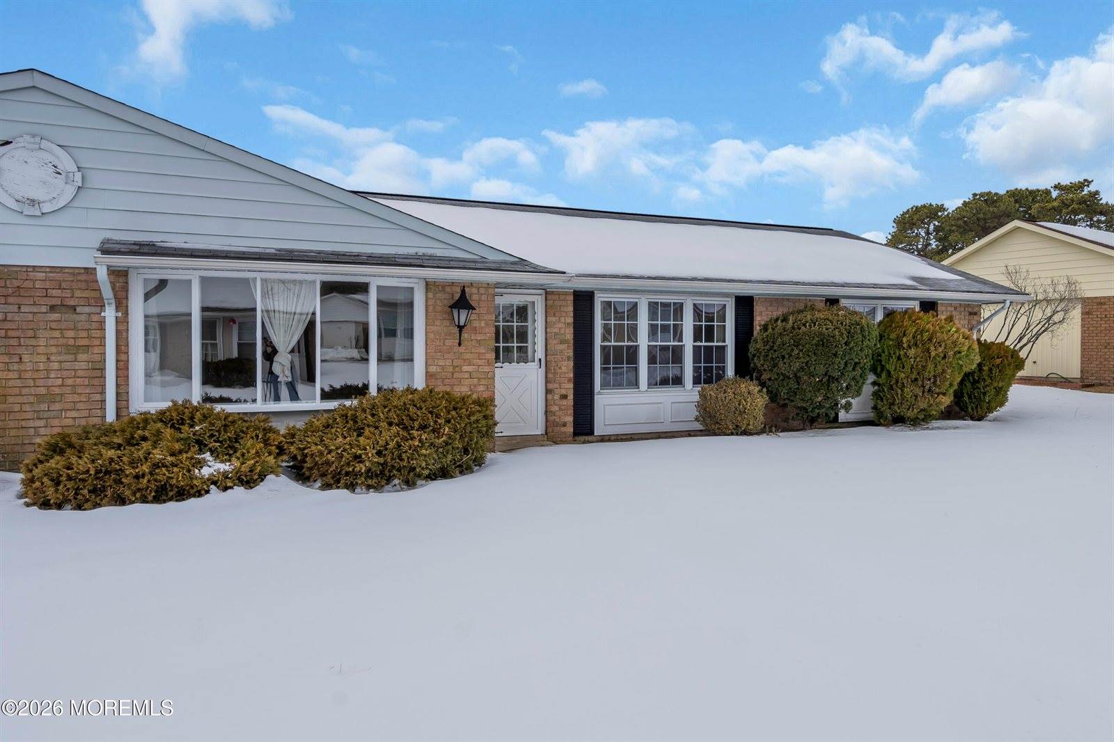 4b Cambridge Circle, Manchester, NJ 08759