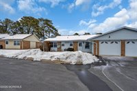 4b Cambridge Circle, Manchester, NJ 08759