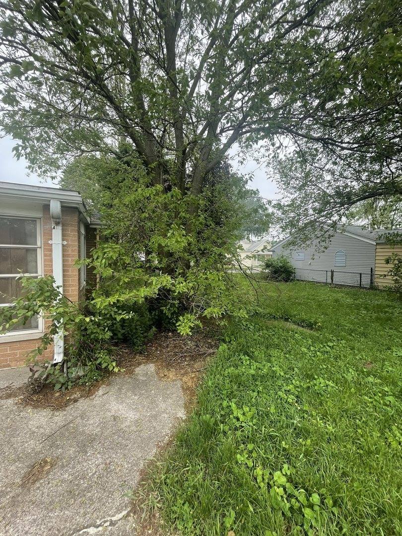 775 Greenbay Avenue, Calumet City, IL 60409