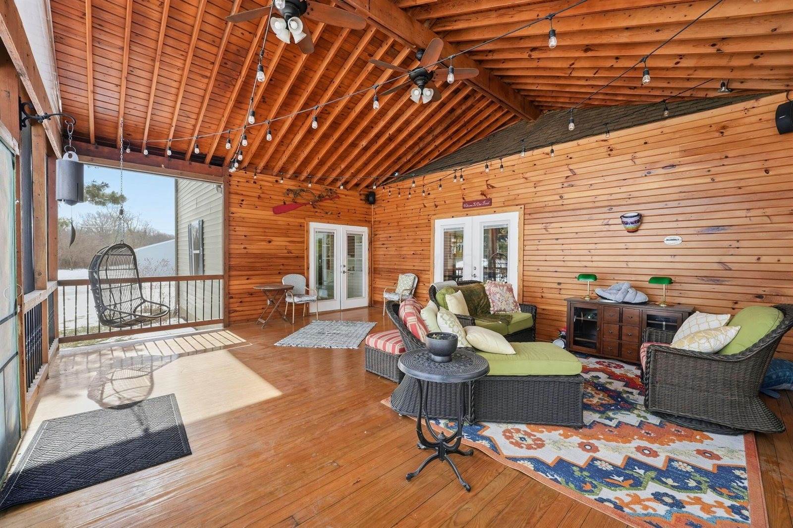 6481 Sherman Road, Galena, OH 43021