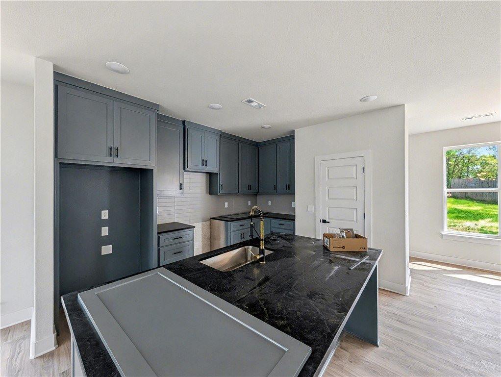 11 Cromarty Drive, Bella Vista, AR 72715