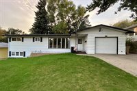 913 20th St. NW, Minot, ND 58703