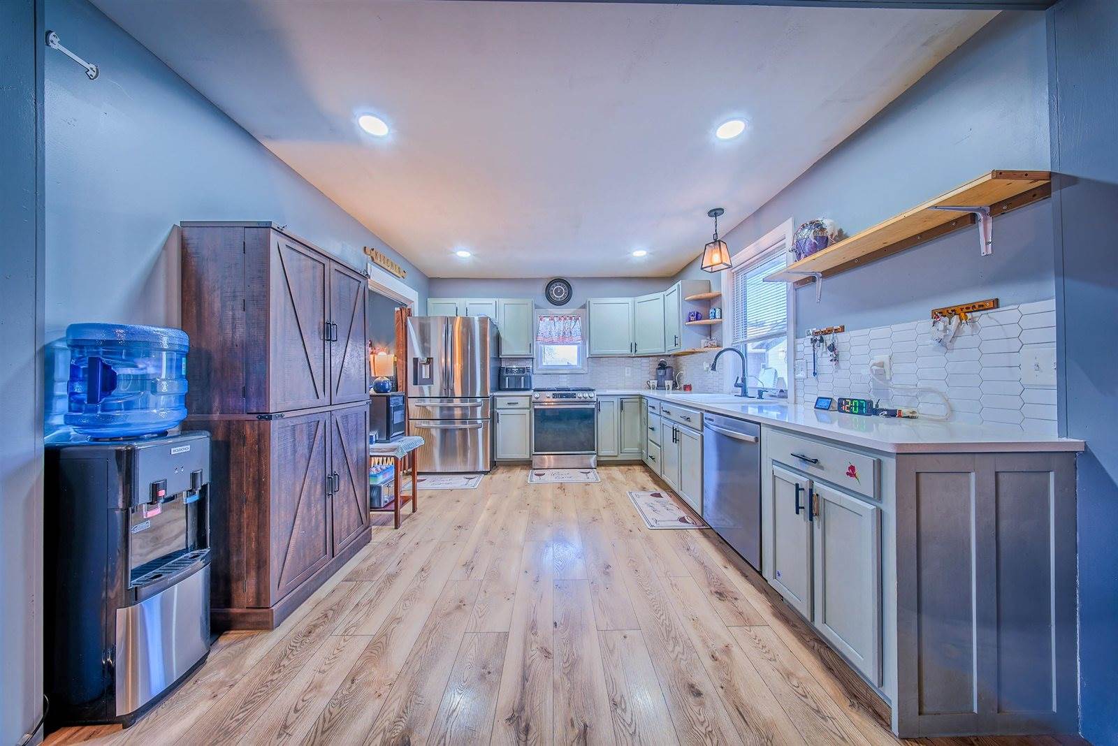 505 West Maple St, Oxford, KS 67119