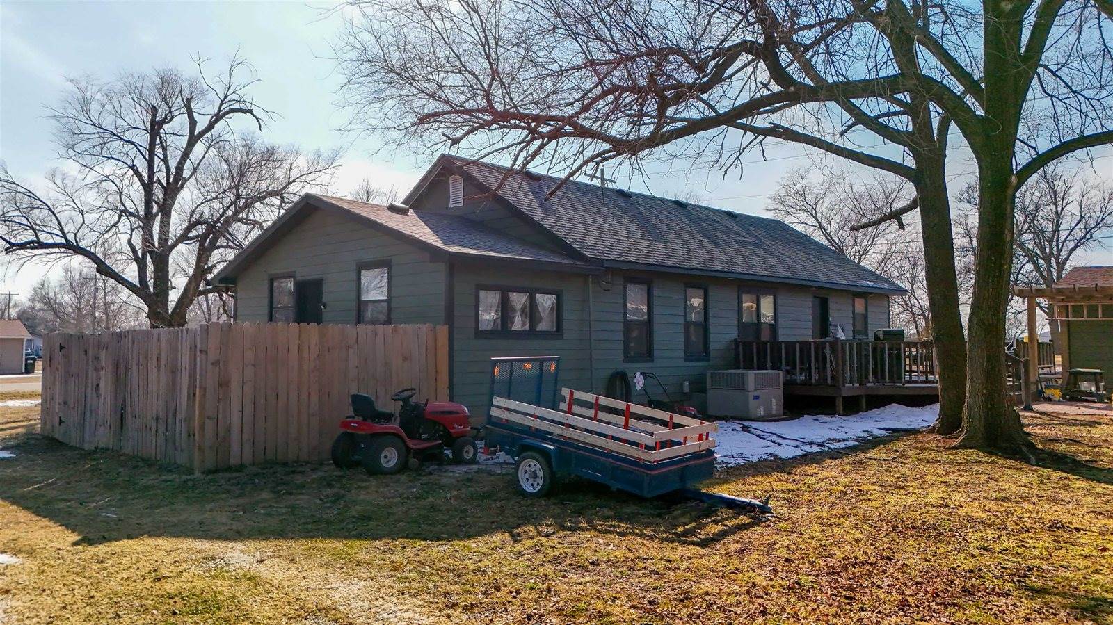 505 West Maple St, Oxford, KS 67119