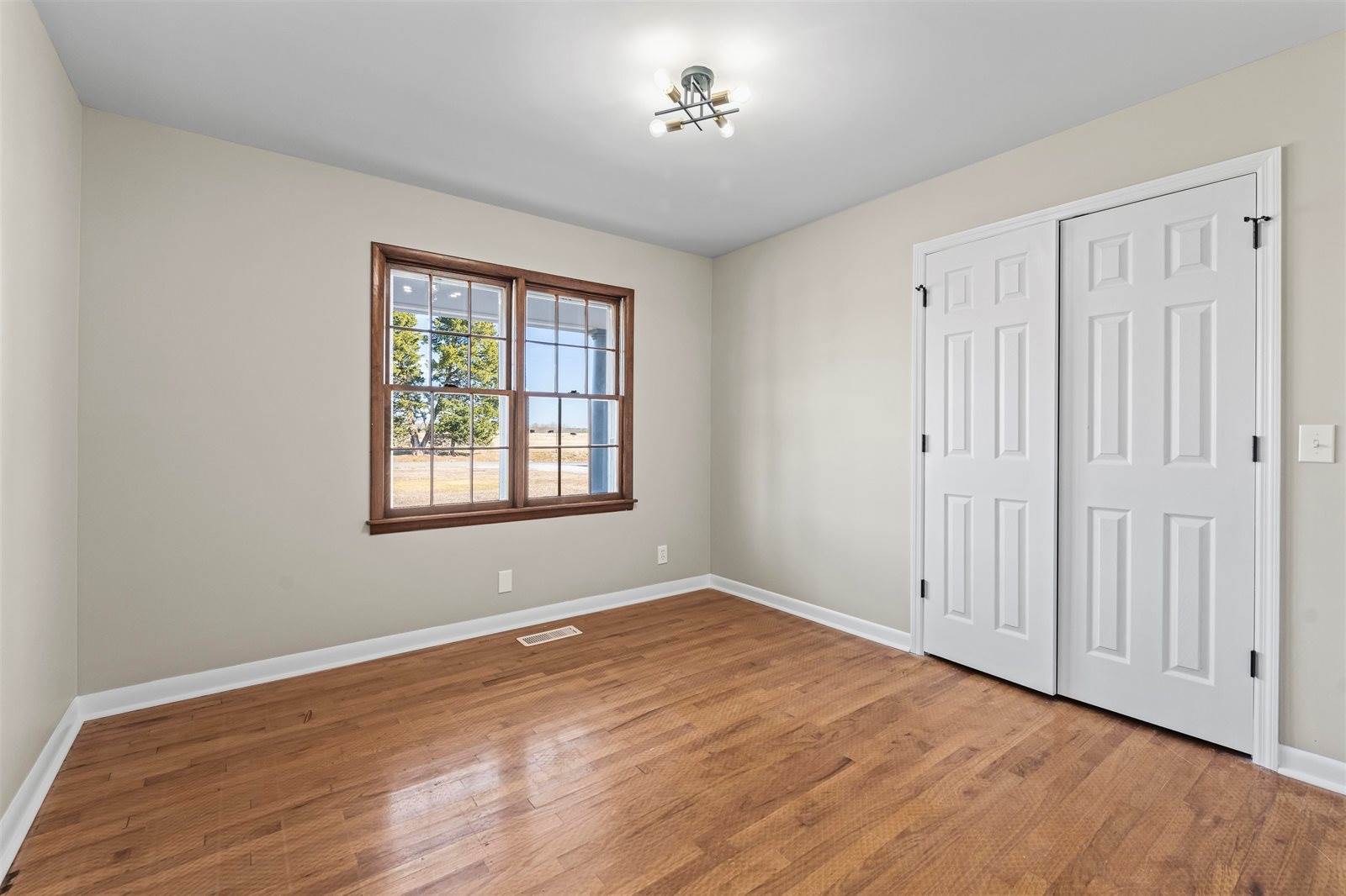 2329 Co Rd 1428, Vinemont, AL 35179