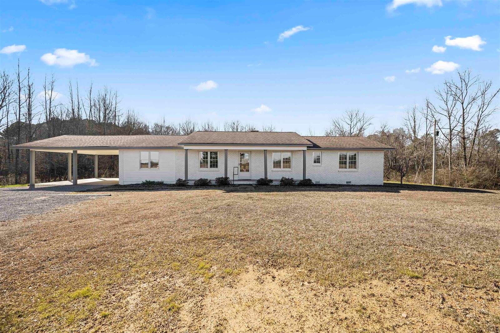 2329 Co Rd 1428, Vinemont, AL 35179