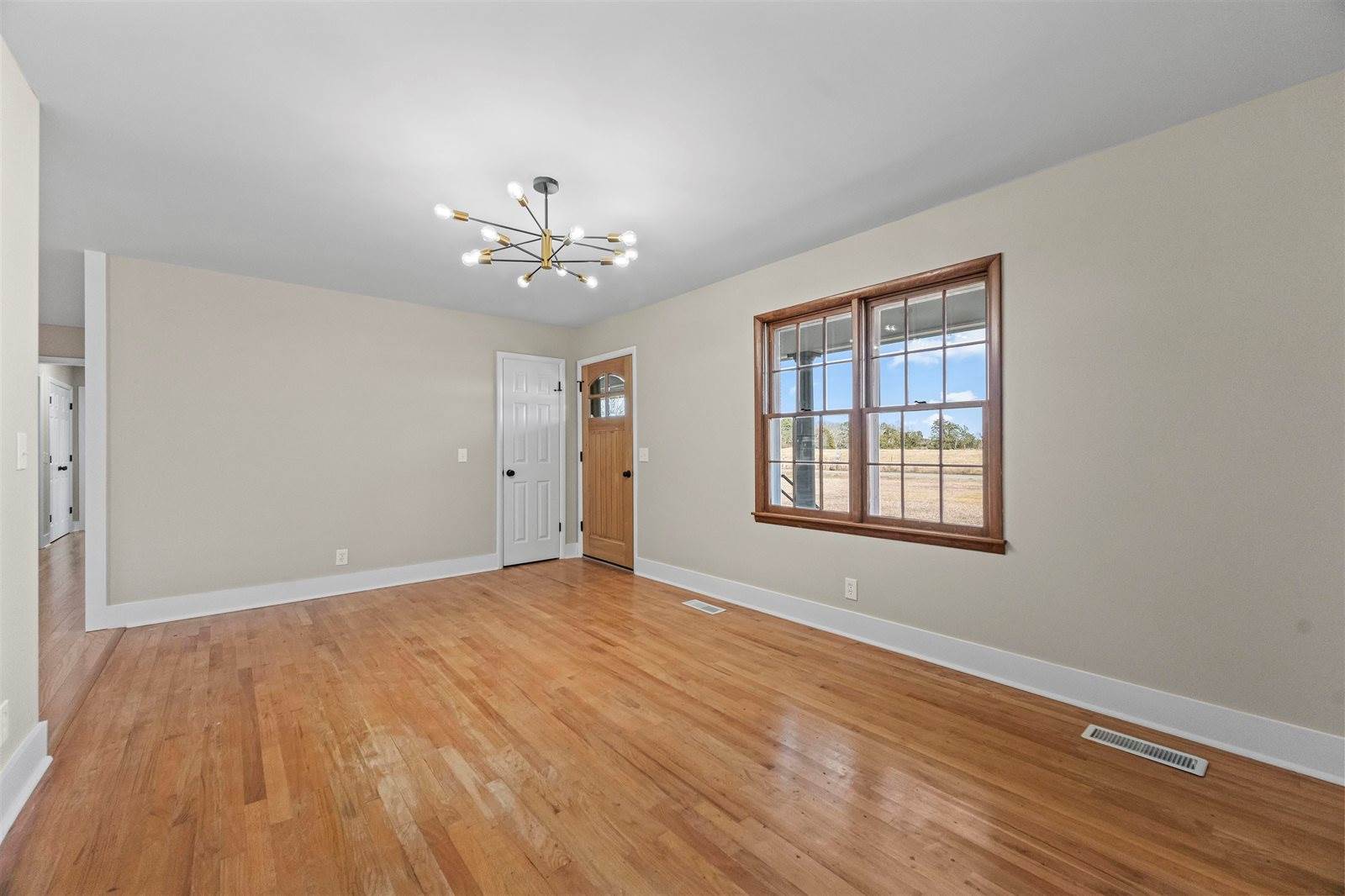 2329 Co Rd 1428, Vinemont, AL 35179