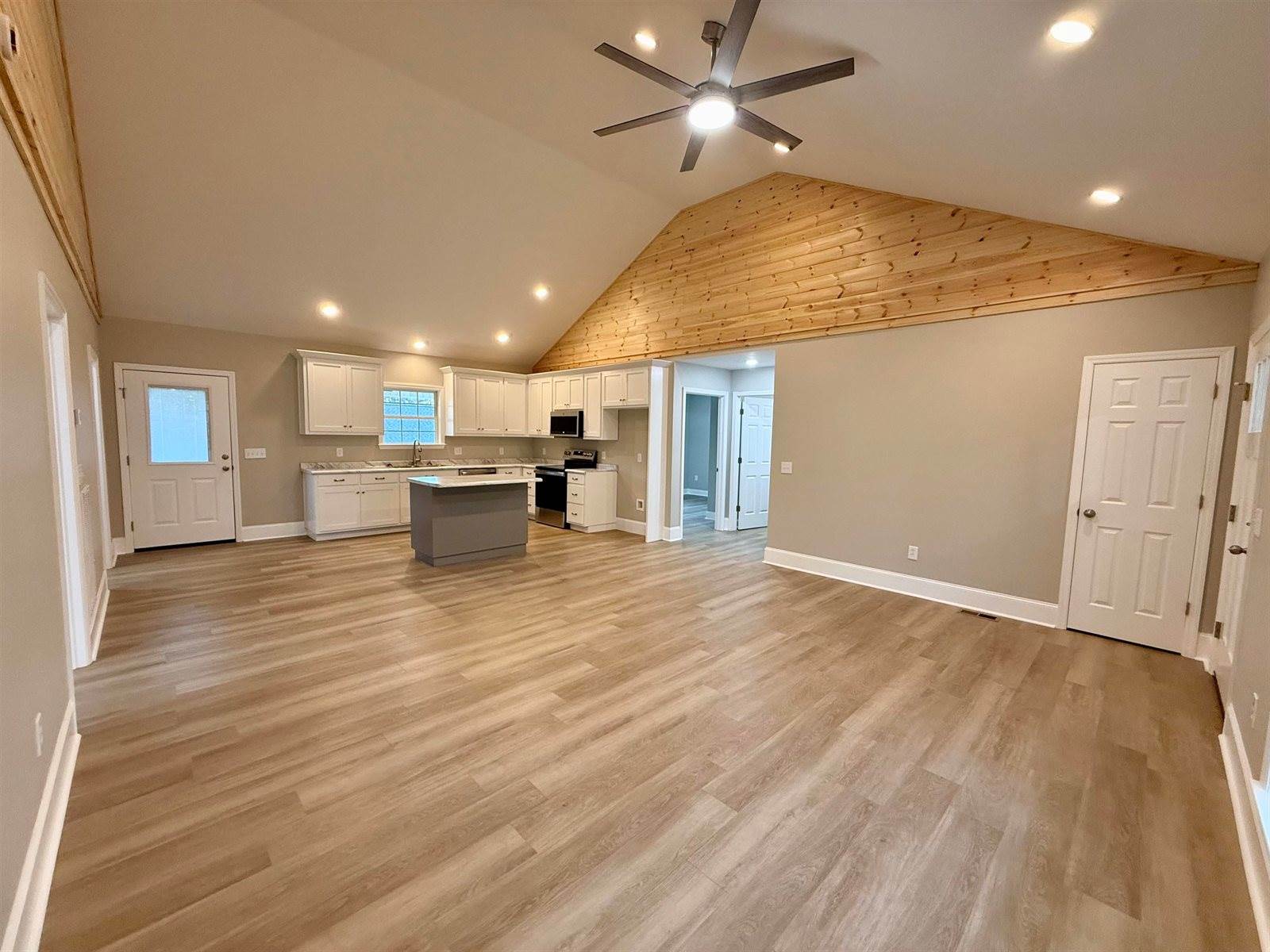 720 Co Rd 1447, Vinemont, AL 35179