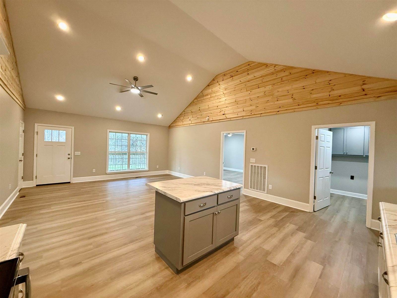 720 Co Rd 1447, Vinemont, AL 35179