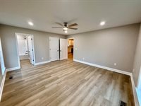 720 Co Rd 1447, Vinemont, AL 35179