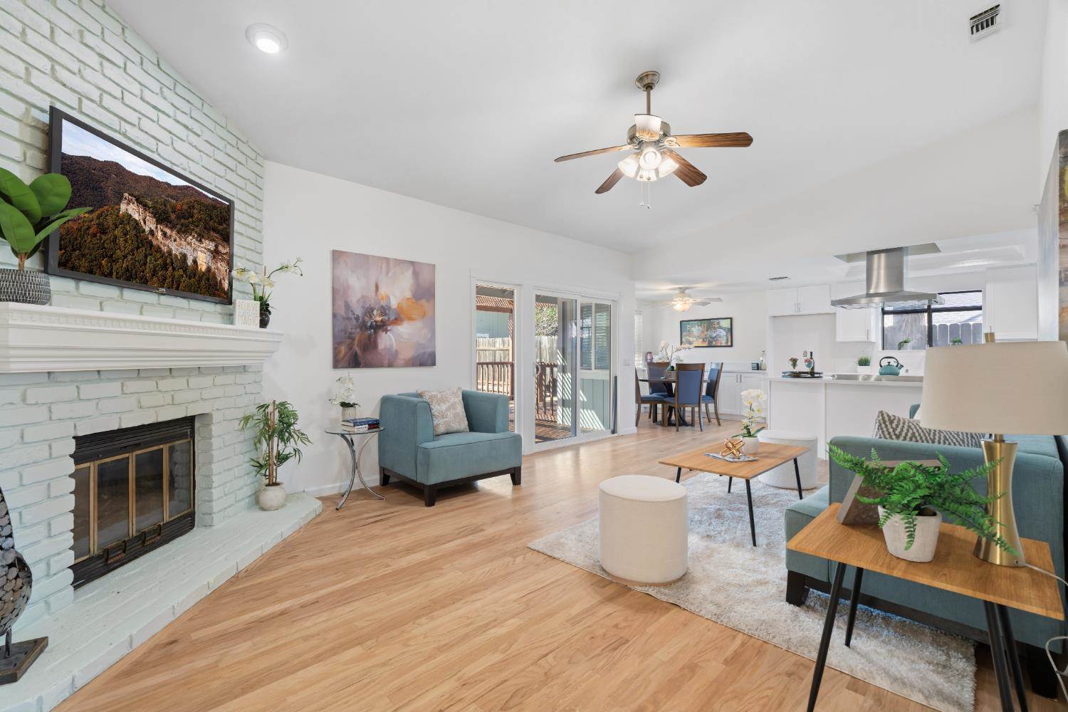 1333 Stonebridge Way, Roseville, CA 95661