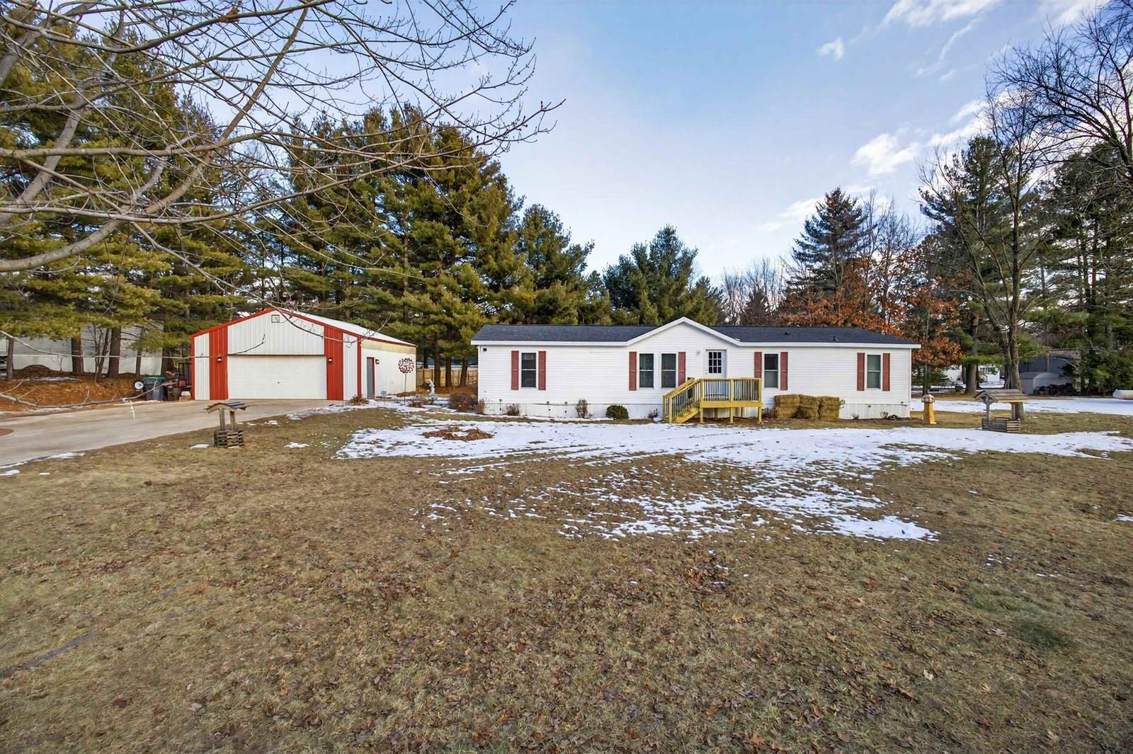 2116 Maple Street, Friendship, WI 53934