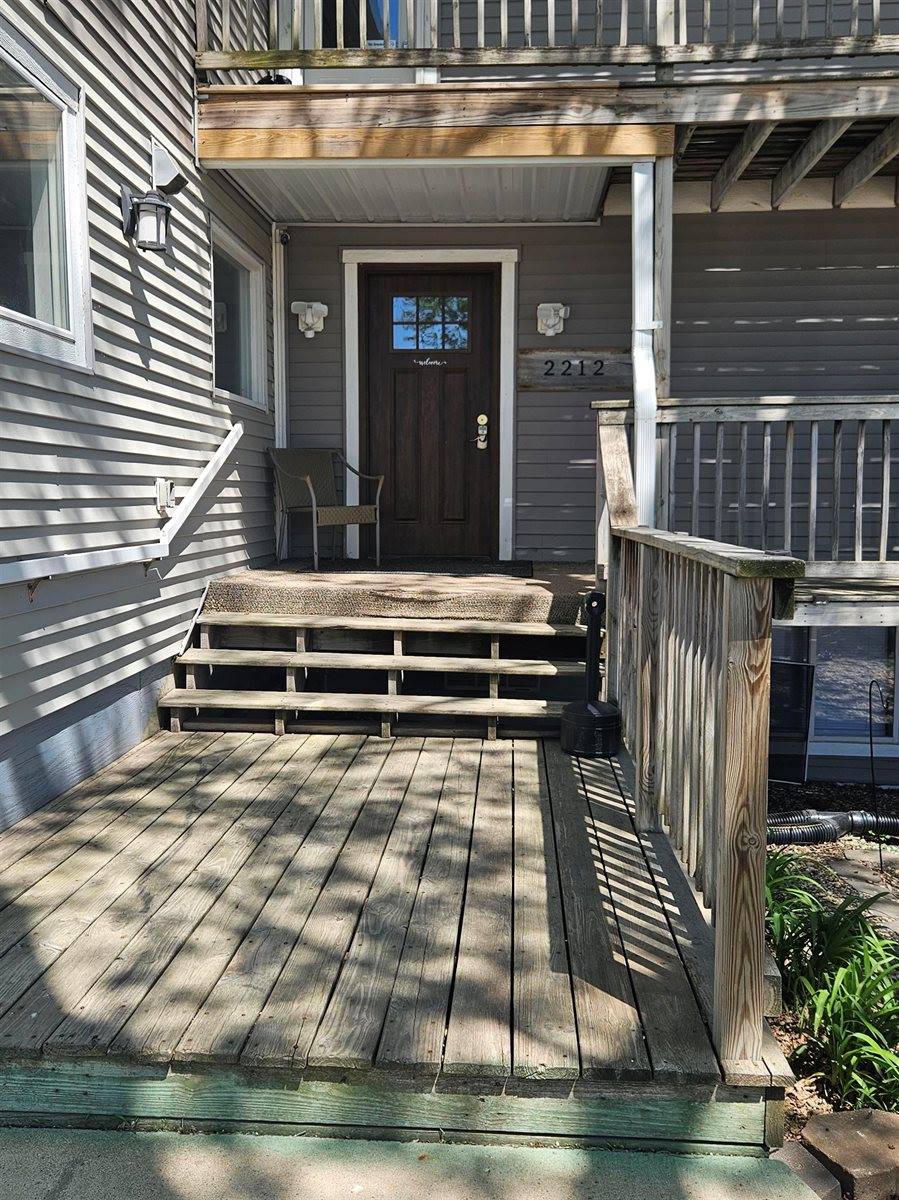 2212 Okoboji, Milford, IA 51351