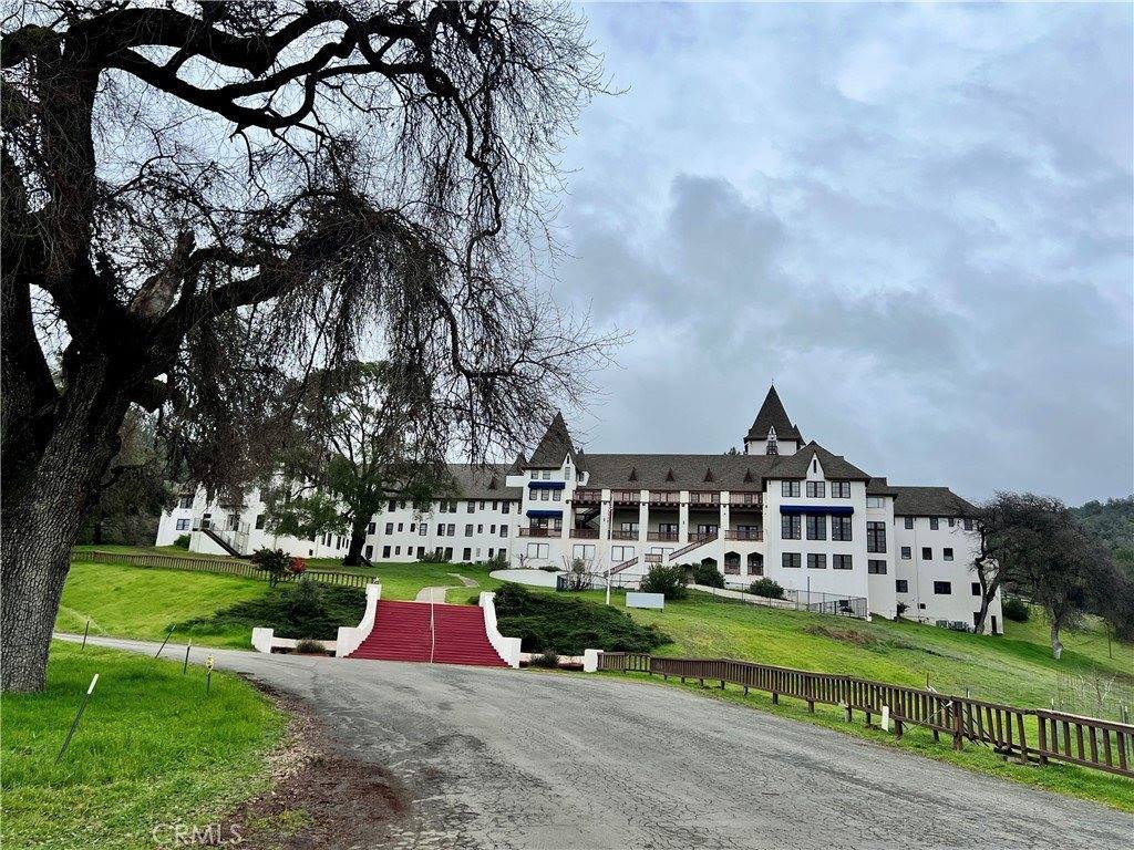 6590 Hotel Road, Lucerne, CA 95458