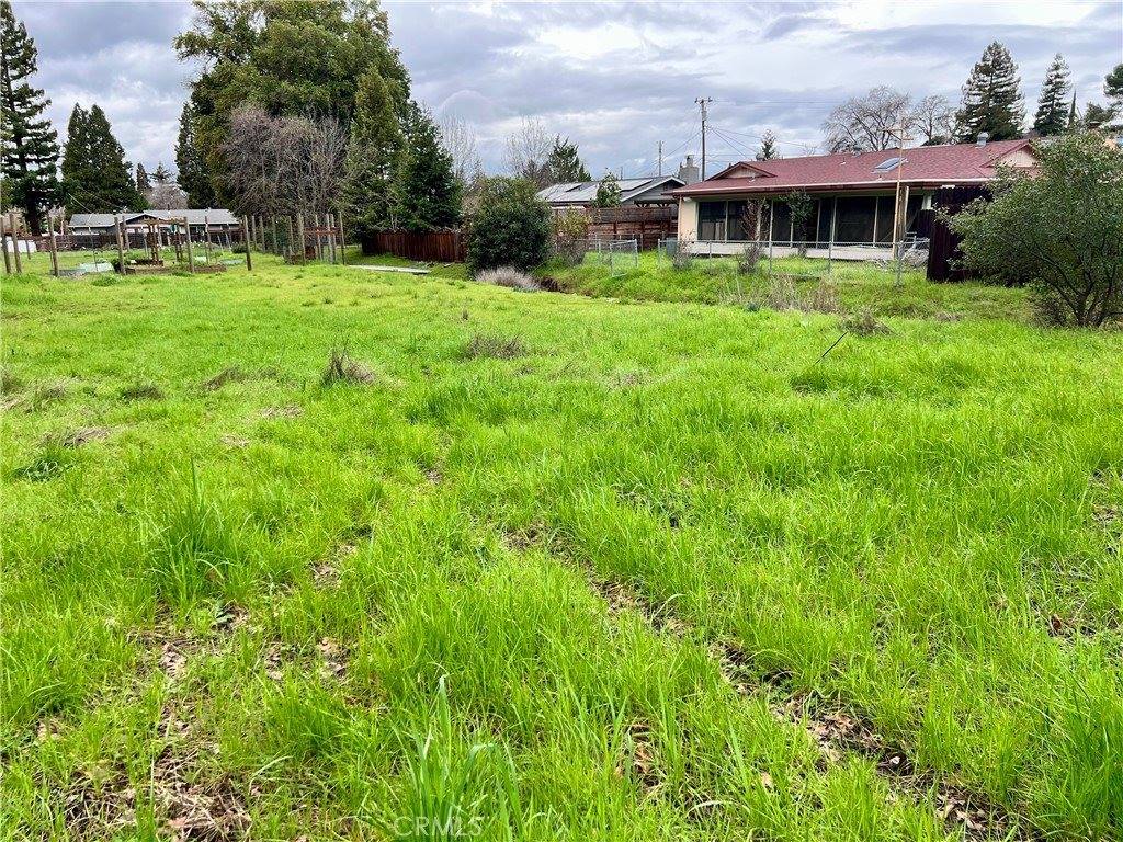 6590 Hotel Road, Lucerne, CA 95458