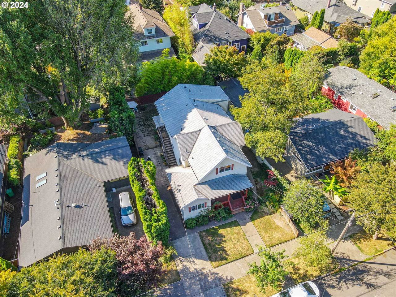 1414 SE Lambert, Portland, OR 97202