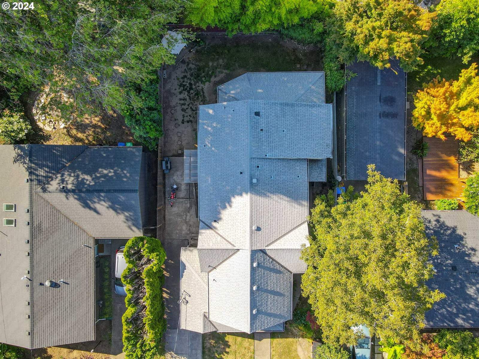 1414 SE Lambert, Portland, OR 97202