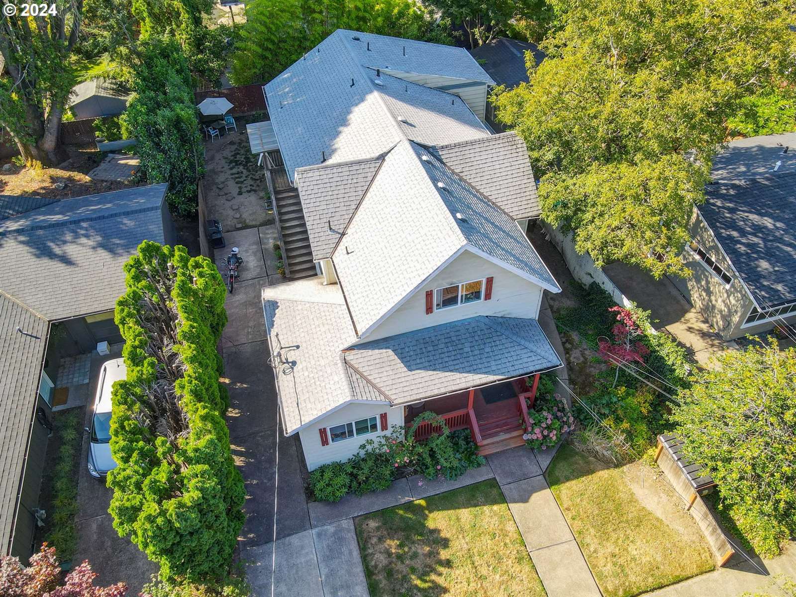 1414 SE Lambert, Portland, OR 97202