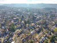 1414 SE Lambert, Portland, OR 97202