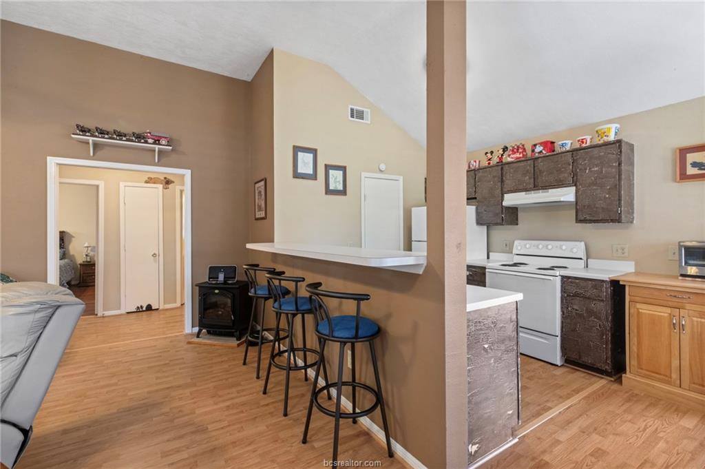 701 Birch Forest, Somerville, TX 77879