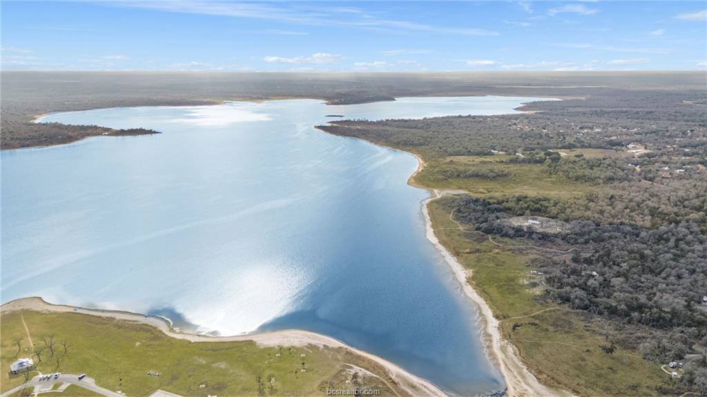 701 Birch Forest, Somerville, TX 77879