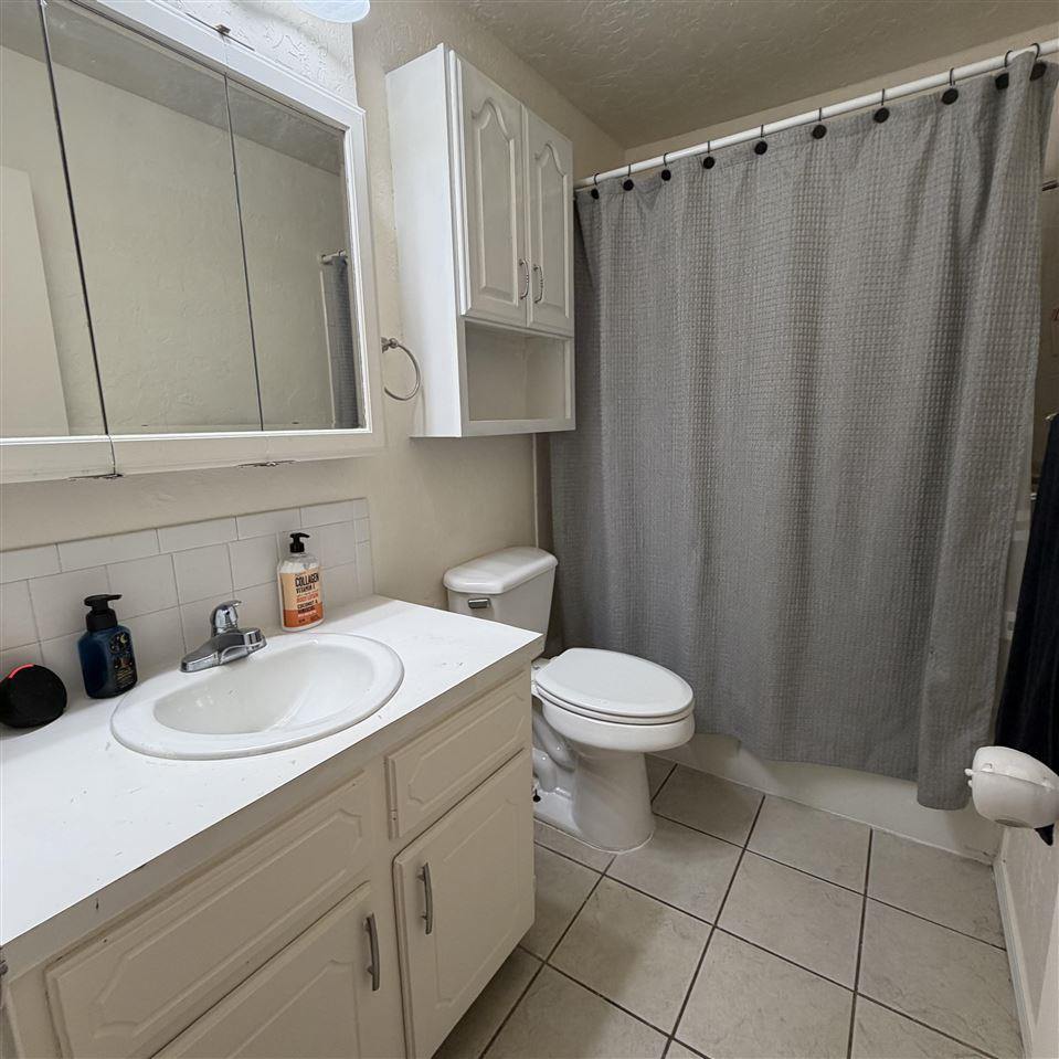 221 West Kansas St, Walters, OK 73572