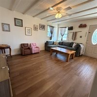 221 West Kansas St, Walters, OK 73572