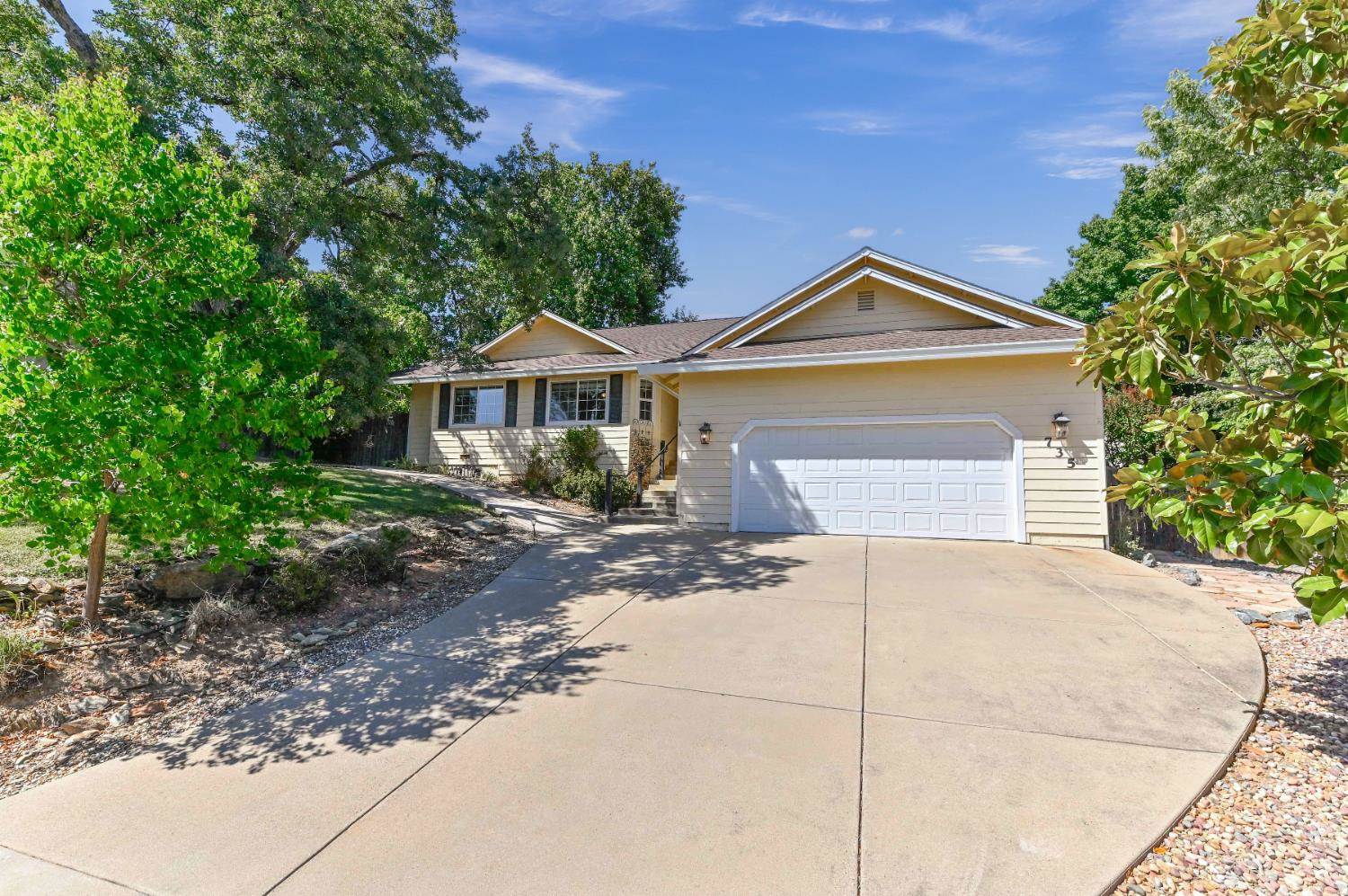 735 Live Oak Drive, Angels Camp, CA 95222