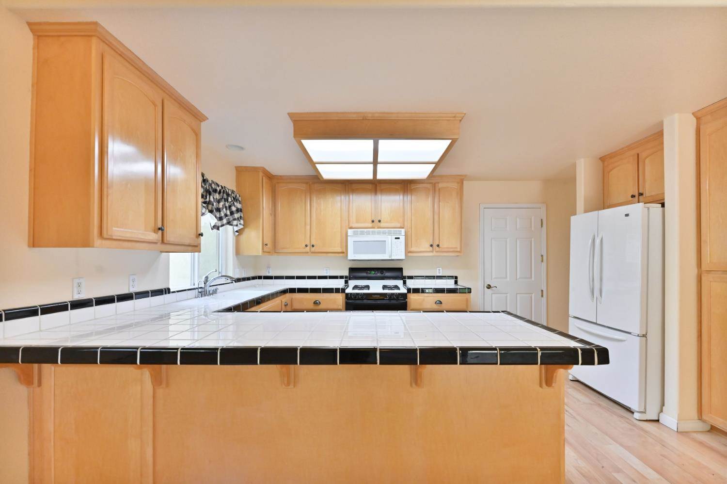 735 Live Oak Drive, Angels Camp, CA 95222