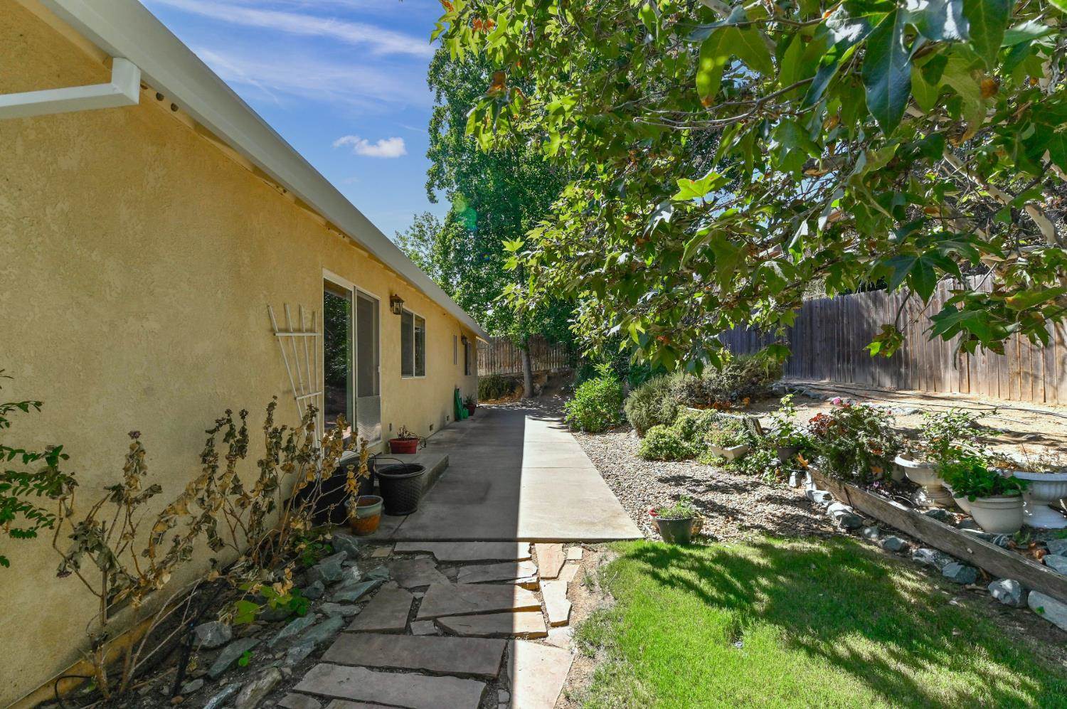 735 Live Oak Drive, Angels Camp, CA 95222