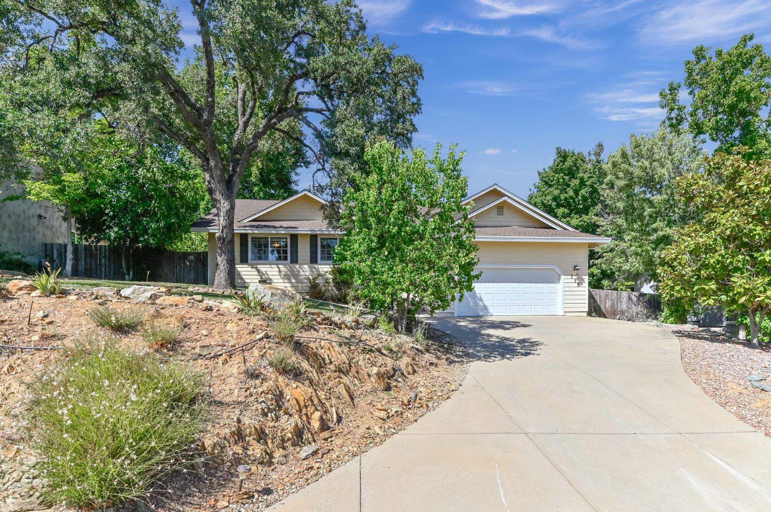 735 Live Oak Drive, Angels Camp, CA 95222