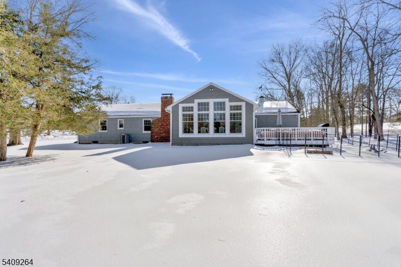 305 Raymond Ct, Bridgewater Township, NJ 08807