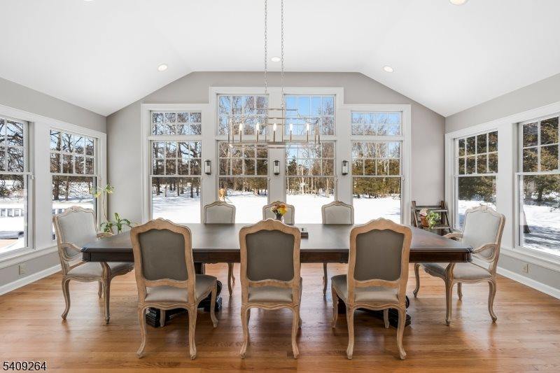 305 Raymond Ct, Bridgewater Township, NJ 08807