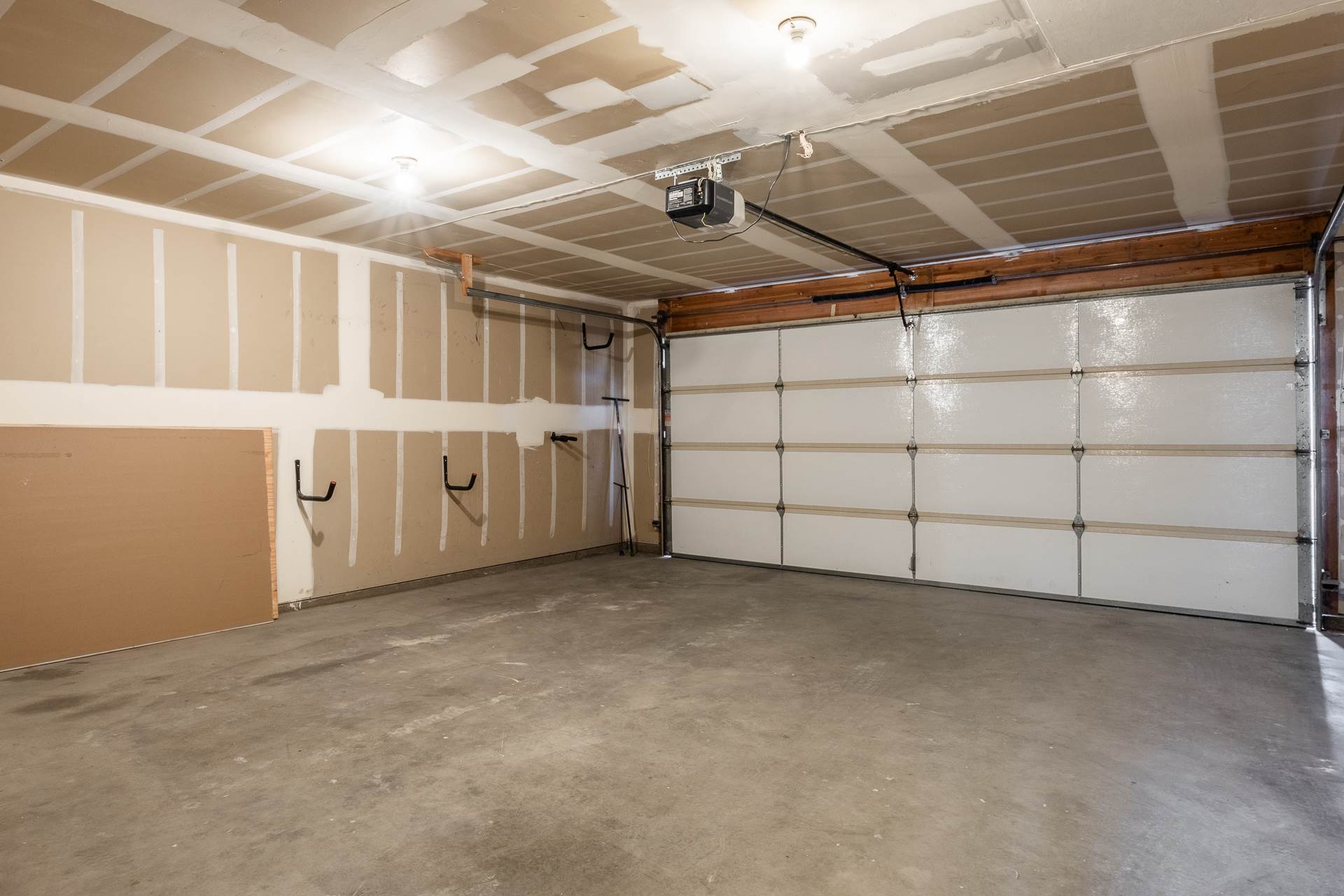 852 Crosby #B, Bishop, CA 93514