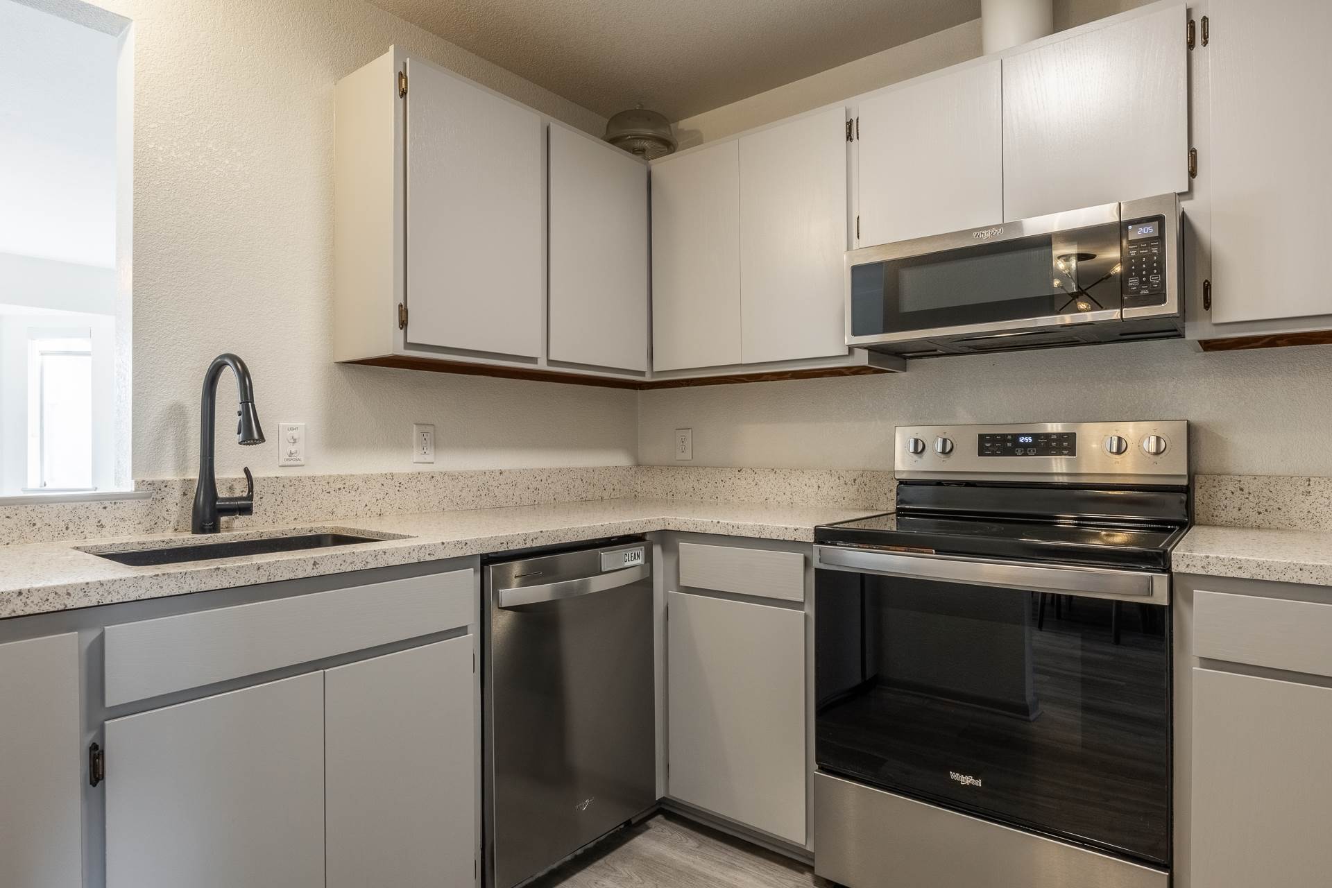 852 Crosby #B, Bishop, CA 93514