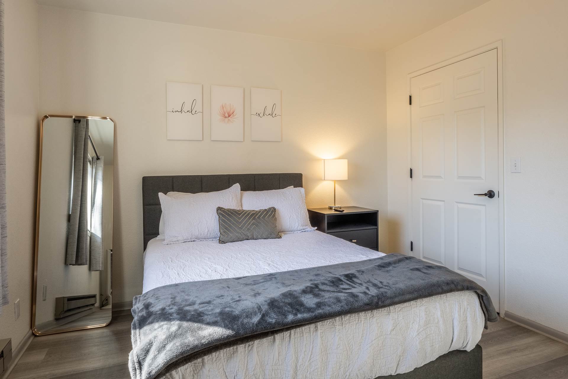 852 Crosby #B, Bishop, CA 93514