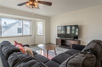 852 Crosby #B, Bishop, CA 93514