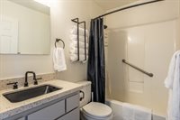 852 Crosby #B, Bishop, CA 93514