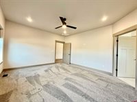 3305 Peregrine Loop, Montrose, CO 81401