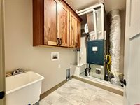 3305 Peregrine Loop, Montrose, CO 81401