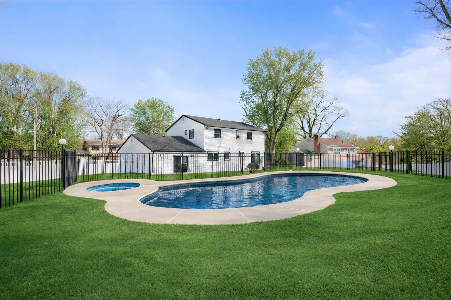 34 Sandalwood, East Brunswick, NJ 08816