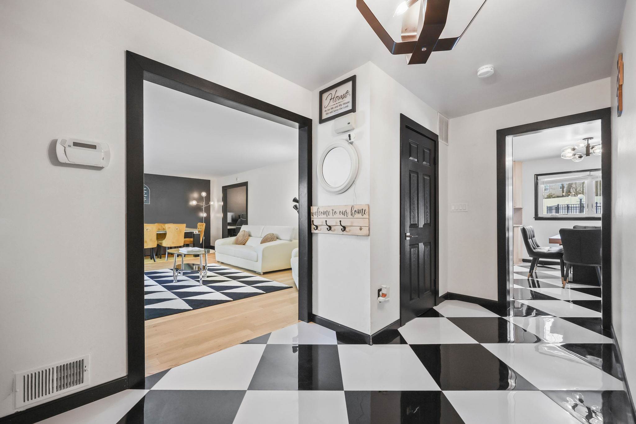 34 Sandalwood, East Brunswick, NJ 08816