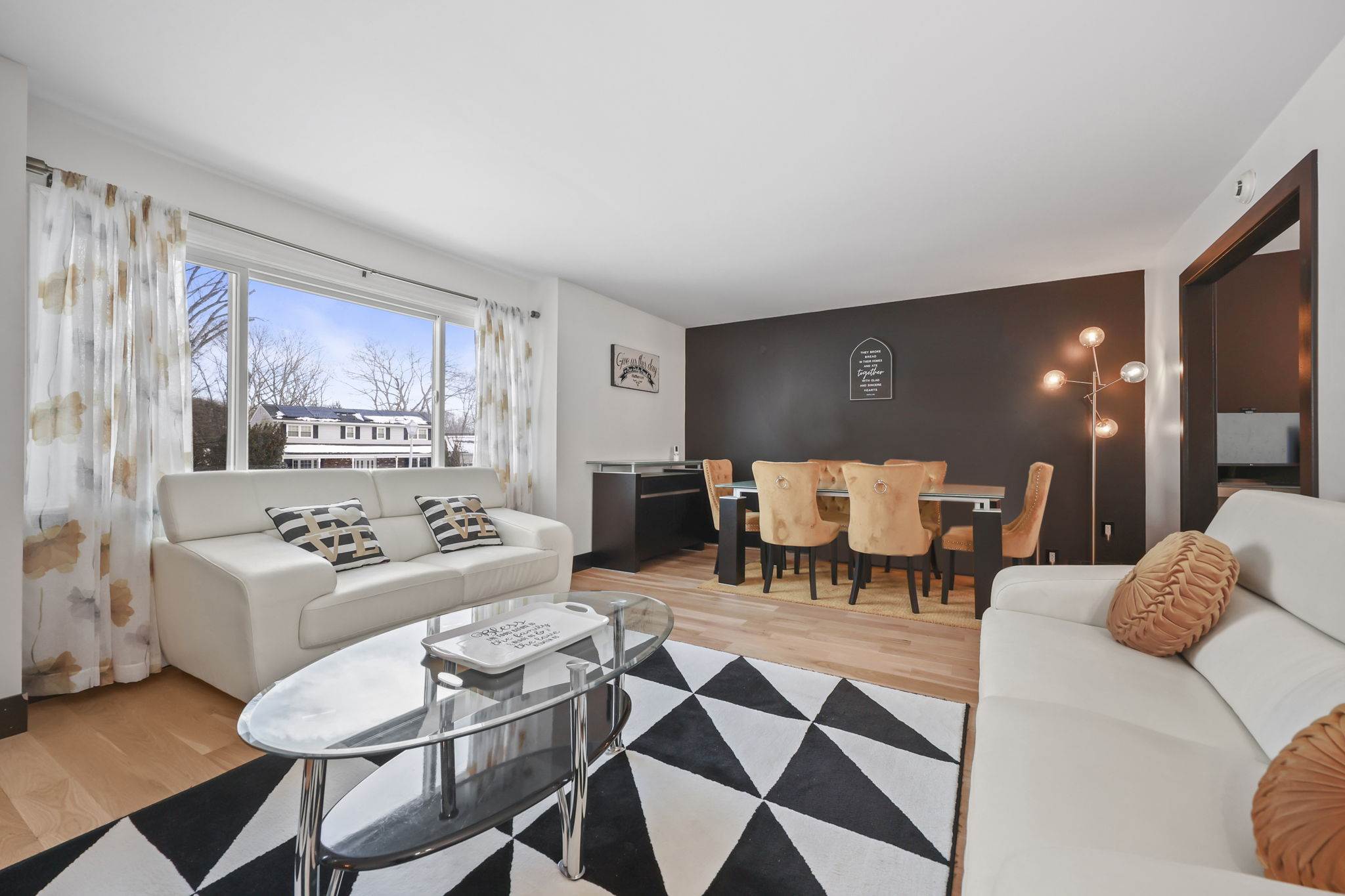 34 Sandalwood, East Brunswick, NJ 08816