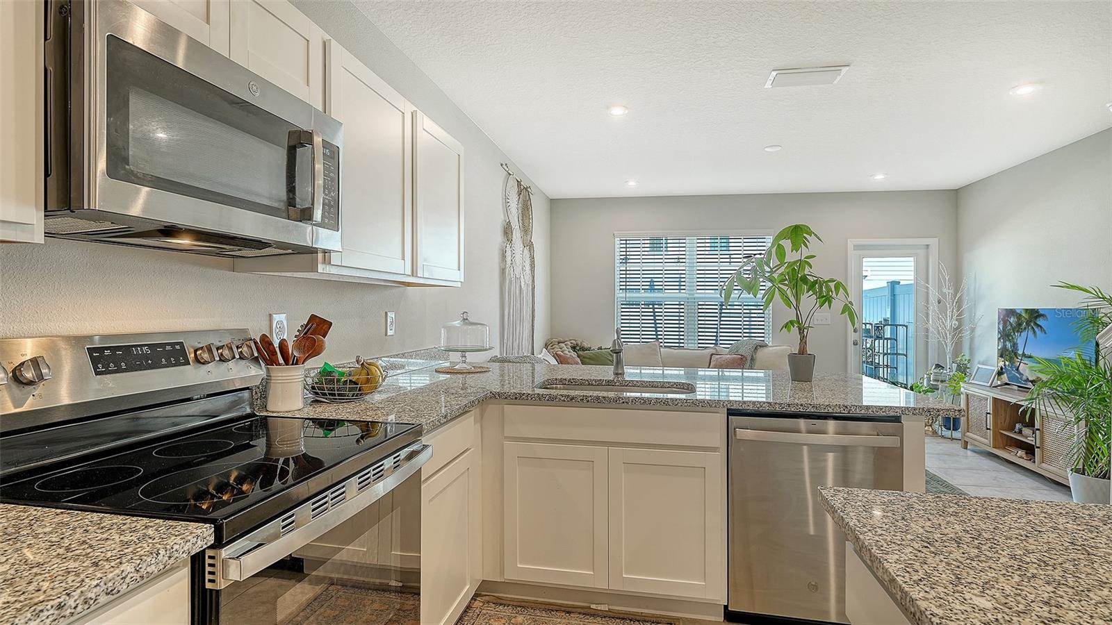 14147 Crimson Avenue, Bradenton, FL 34211