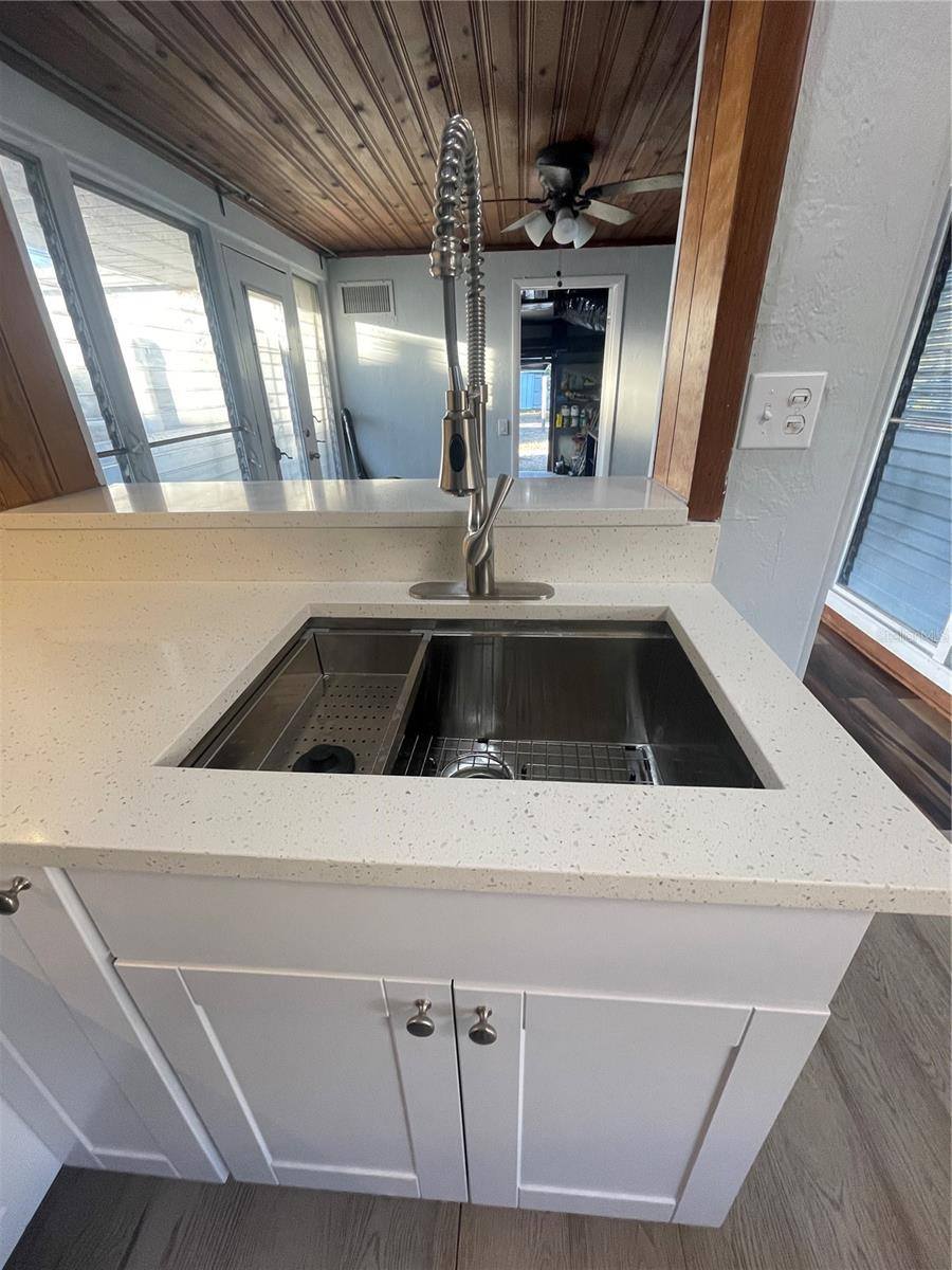 5617 20TH Avenue South, Gulfport, FL 33707