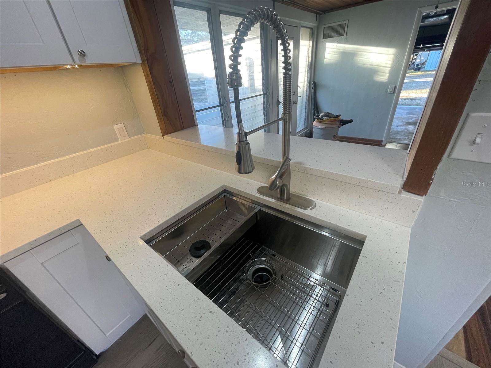 5617 20TH Avenue South, Gulfport, FL 33707