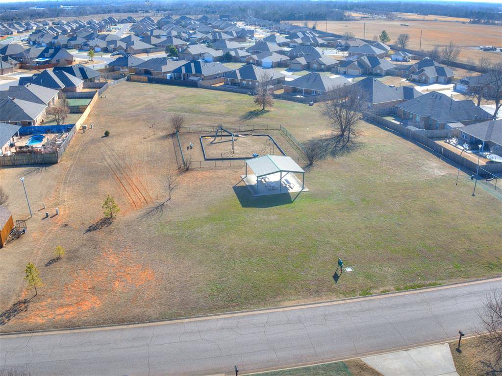 2312 Timbers Boulevard, Shawnee, OK 74804